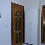 Spacious Modern Close To Centre - Rruga At Zef Valentini, Block 20, 2nd Floor Tirana