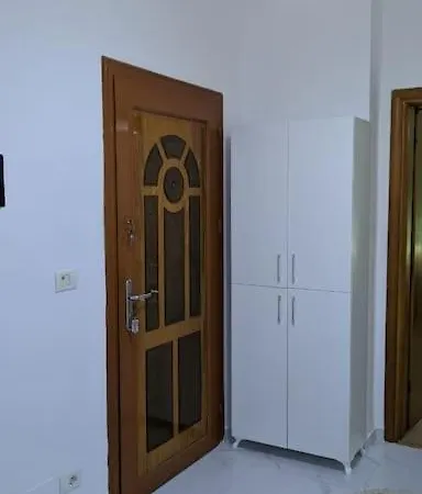 Spacious Modern Close To Centre - Rruga At Zef Valentini, Block 20, 2nd Floor ティラナ